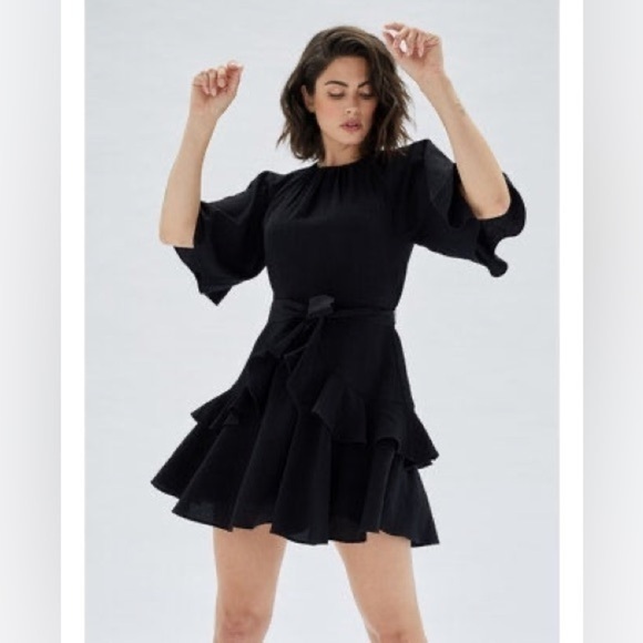 MINKPINK Dresses & Skirts - NWT MINKPINK X Revolve Fatima Frill Mini Dress Black Size XS